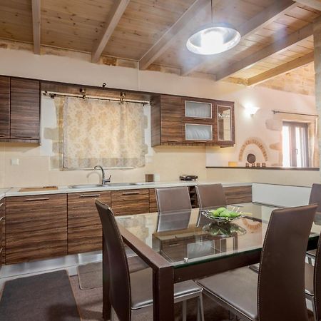 Casa Di Santolo Villa Platanias  Ngoại thất bức ảnh